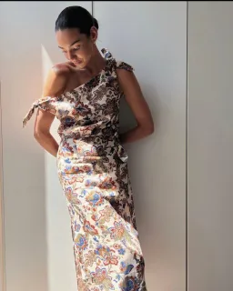 SIR THE LABEL BETTINA OFF SHOULDER DRESS IN WILTSHIRE FLORAL SIR SIZE 1 / AU 8 for rent on The Volte - image 1