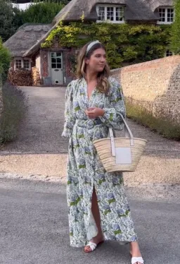 Palm Noosa Noddy Dress In Blue Blooms Size 8 for rent on The Volte - image 2