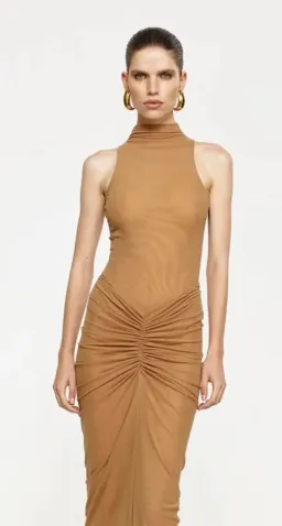 Effie Kats Pilar Mesh Set Size 6 for rent on The Volte - image 1