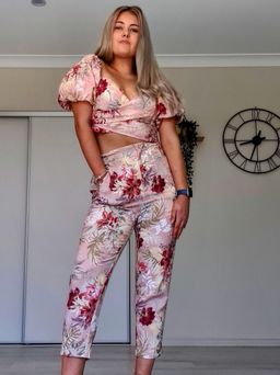 Sheike Mahalo Set  for rent on The Volte - image 1