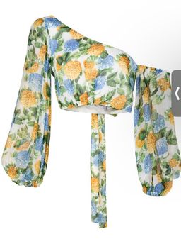 Alice McCall By Your Side Set for rent on The Volte - image 3