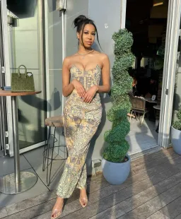 Miaou leia Corset and Fargo Pant Set in Wanted Size 6  for rent on The Volte - image 2