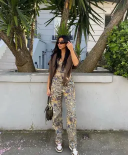 Miaou leia Corset and Fargo Pant Set in Wanted Size 6  for rent on The Volte - image 1