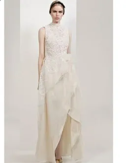 Carla Zampatti Pearl Lace La Belle Époque Gown White Size 6 for rent on The Volte - image 1