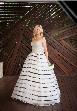 Darb Couture Wedding Dress White Size 8  for rent on The Volte - image 2