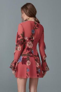 Keepsake the Label Night Lights Dress size 8 for rent on The Volte - image 2