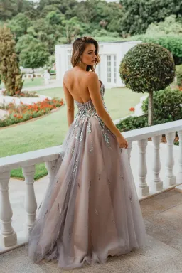 Tania Olsen Delhi Dress in Lilac Size 4 for rent on The Volte - image 2