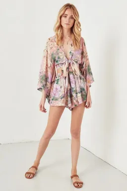 Spell Lily Kimono Top Size L and Flutter Shorts Size XL Set Print for rent on The Volte - image 2