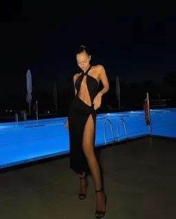 H:ours Kyra Cutout Midi Dress Black Size S for rent on The Volte - image 3