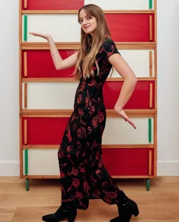 Amlul Roses Dress Black  Size 8 for rent on The Volte - image 4