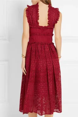 Oscar De La Renta Eyelet Broderie Anglaise Cotton Midi Dress Red Size 8/AU 12 for rent on The Volte - image 2