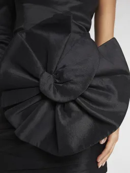 Sheike Mirage Top and Skirt Set Black Size 10 for rent on The Volte - image 3