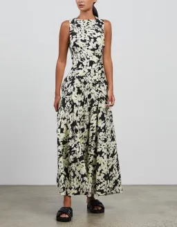 Camilla And Marc Ellie Maxi Dress In Daisy Print Size 4 for rent on The Volte - image 1