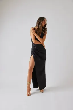 Bianca and Bridgett Peony Dress Black Size 14 for rent on The Volte - image 2