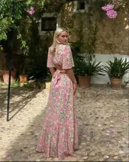 Hansen & Gretel Flores Dress in Watercolour Floral Size 10 for rent on The Volte - image 2