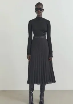 Victoria and Woods Tuscany Skirt Black Size 6 for rent on The Volte - image 1