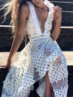 Ixiah The Label Allegra Polkadot Skirt Cream Size AU 10 for rent on The Volte - image 3