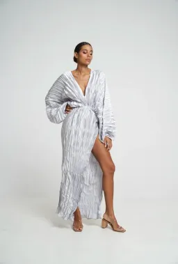 L'idee De Luxe Gown in Metallic Size AU 8 for rent on The Volte - image 5