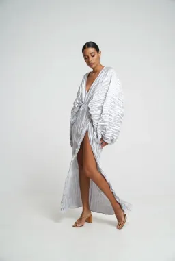 L'idee De Luxe Gown in Metallic Size AU 8 for rent on The Volte - image 4