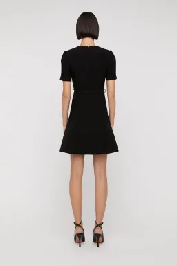 Scanlan Theodore Italian Milano Dress Black Size 12 for rent on The Volte - image 3