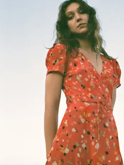 Realisation Par The Teale in Rouge Fleur Size M / Au 10 for rent on The Volte - image 4