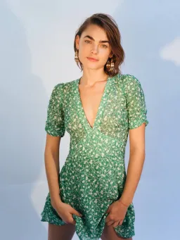 Realisation Par The Ozzie Mini Dress in Poison Ivy Size M / Au 10 for rent on The Volte - image 3