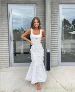 Sheike Petal Dreams Dress White Size 12 for rent on The Volte - image 1