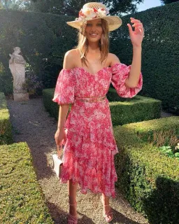 Sheike Ditsy Floral Top And Skirt Pink Set Size AU 10 for rent on The Volte - image 5