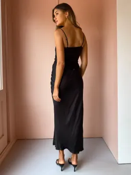 Shona Joy Midi Dress Black Size 6 for rent on The Volte - image 3