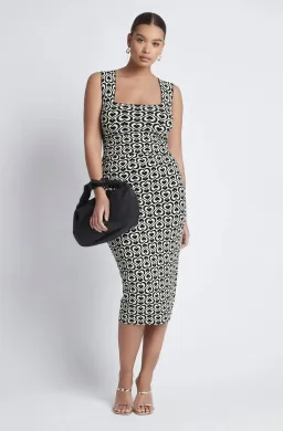 Sheike Get Hearts Racing Knit Top And Skirt Set Size Xs / Au 6 for rent on The Volte - image 1