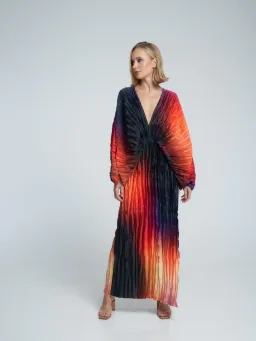 L’idee De Luxe Gown Fire Ombré Size 12 for rent on The Volte - image 2