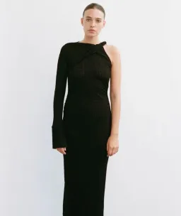 Camilla and Marc Cypress Midi Dress Black Size 14 for rent on The Volte - image 4