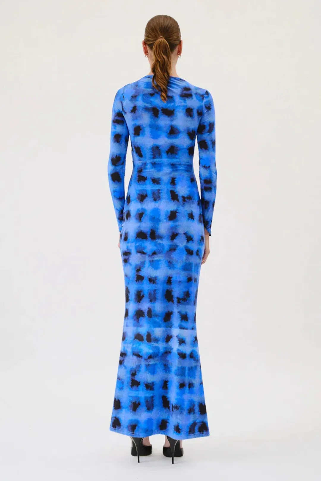 Suboo Shibori Long Sleeve Rouched Maxi Print Size AU 10 for rent on The Volte - main image