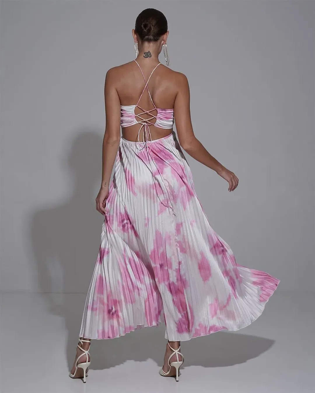 L’idee Hardin Gown Floral Size AU 8 for rent on The Volte - main image