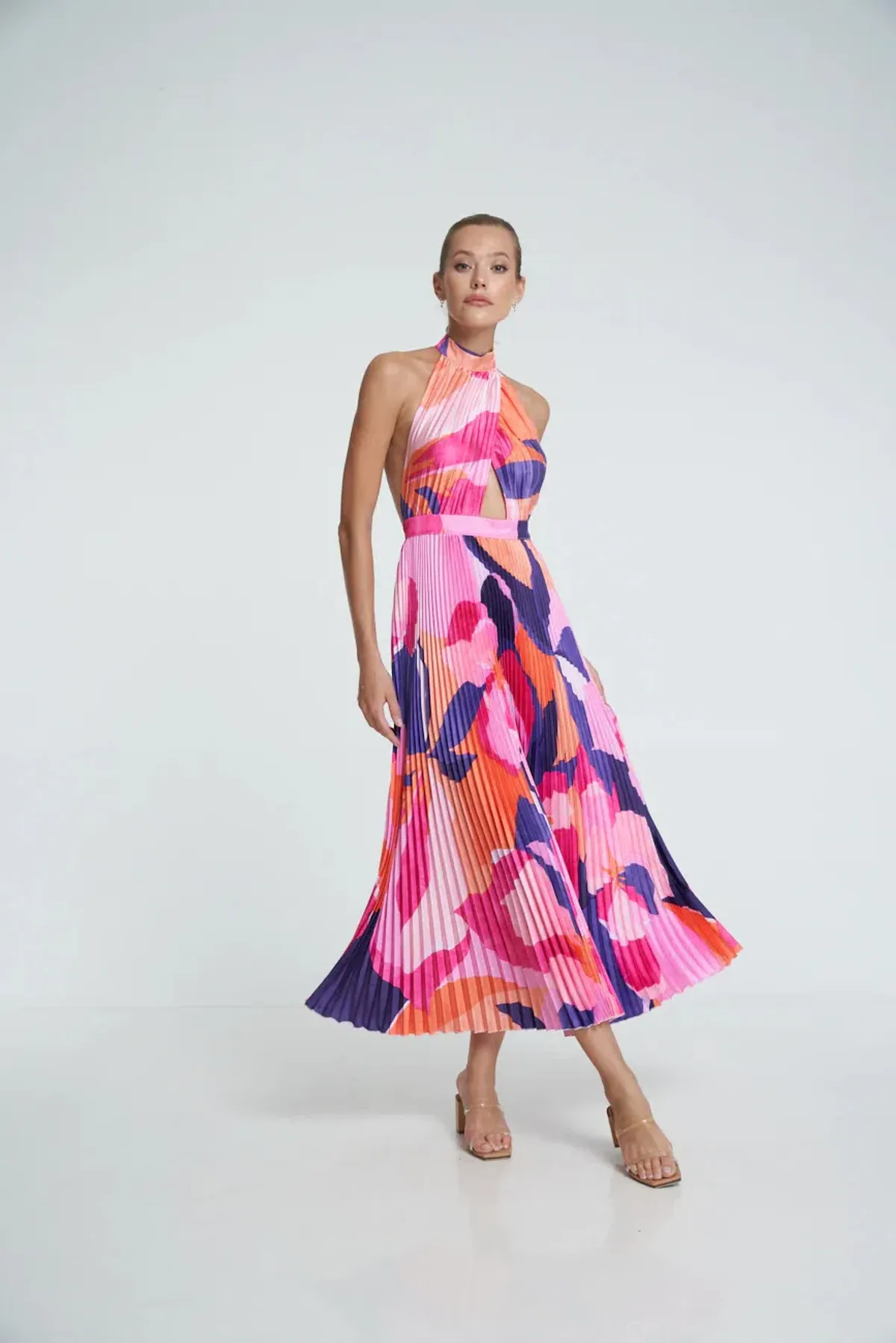 L'Idee Renaissance Gown in Capri Size AU 8 - Image 2