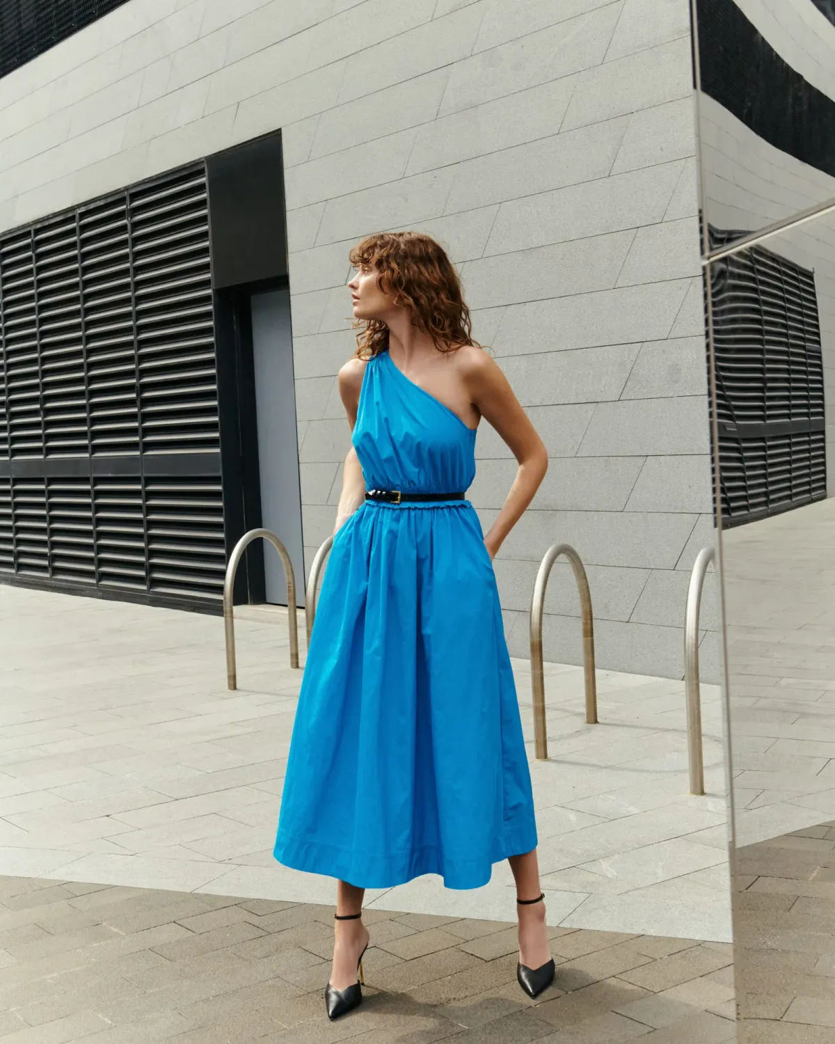 Cue Asymmetric Dress in Blue Size AU 6 - Image 4
