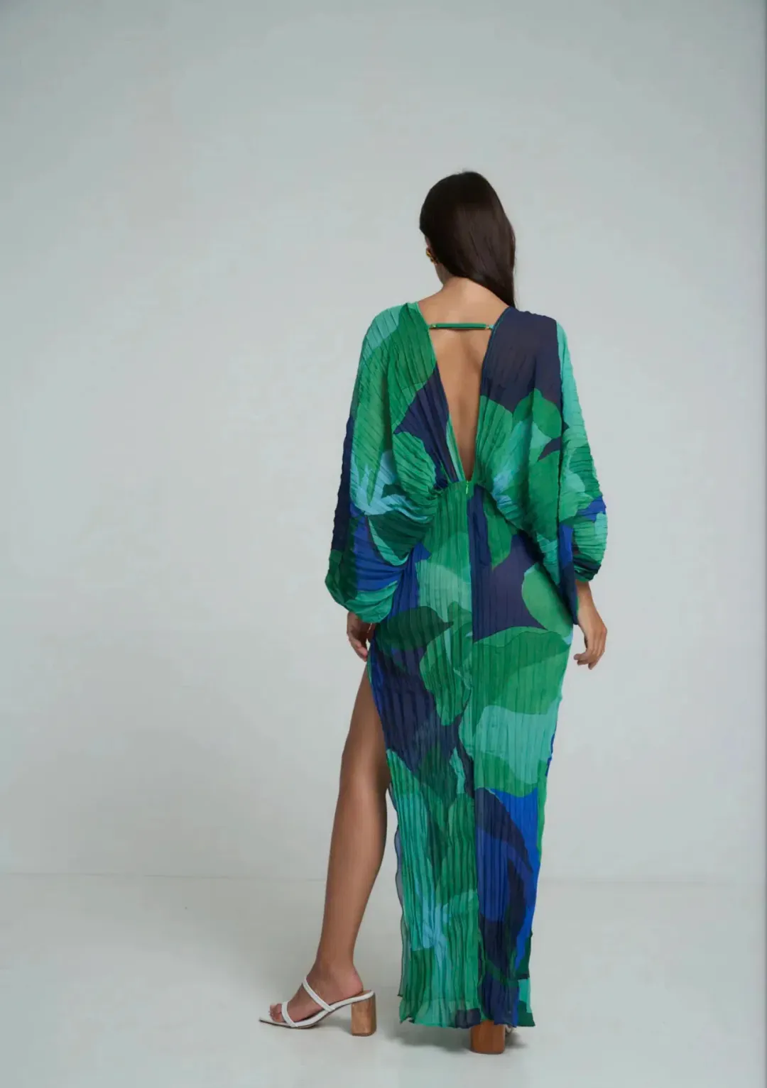 L’idée De Luxe Gown Capri Green Size AU 12 for rent on The Volte - main image