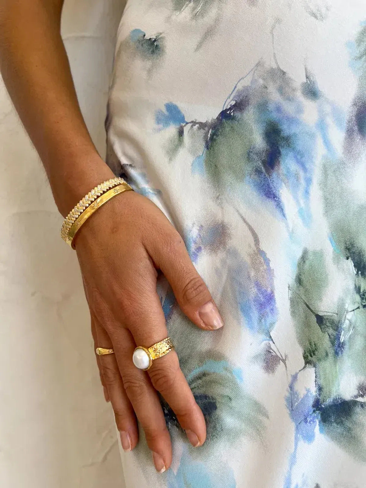 Bec & Bridge Corrine V Maxi Dress in Watercolour Floral Size 8 - Image 4