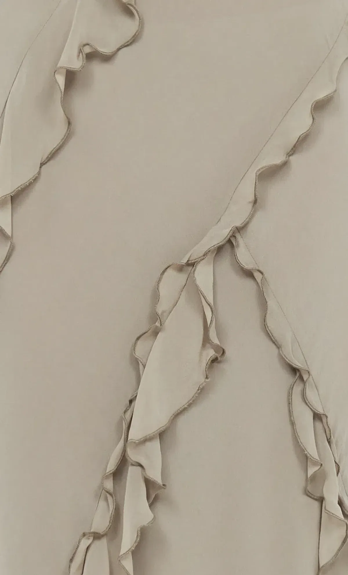 Bec and Bridge Gabriel Frill Maxi in Sage Green Size AU 6 - Image 5