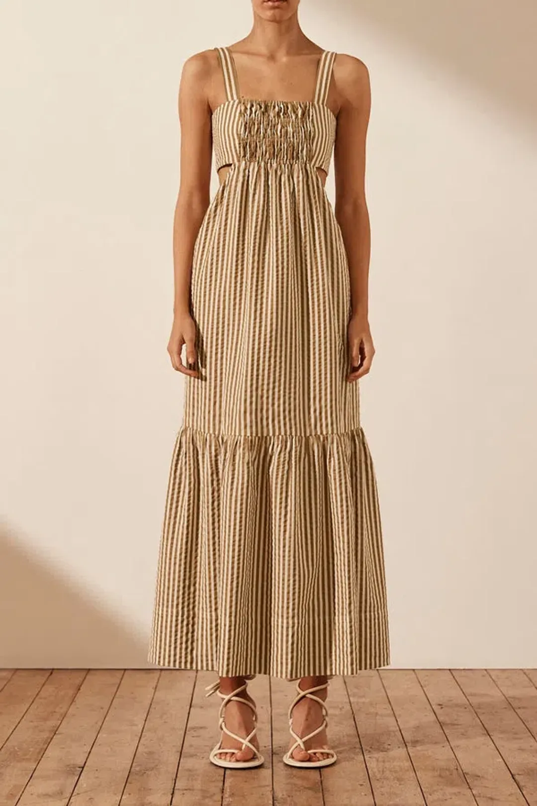 Shona Joy Hele Cut Out Ruched Midi Dress Print Size 10 for rent on The Volte - main image