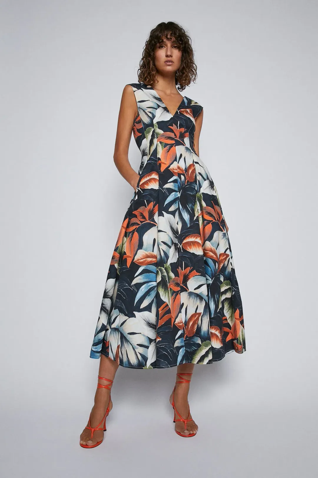 Scanlan Theodore Tropical Print Midi Dress Sienna Size 10 for rent on The Volte - main image