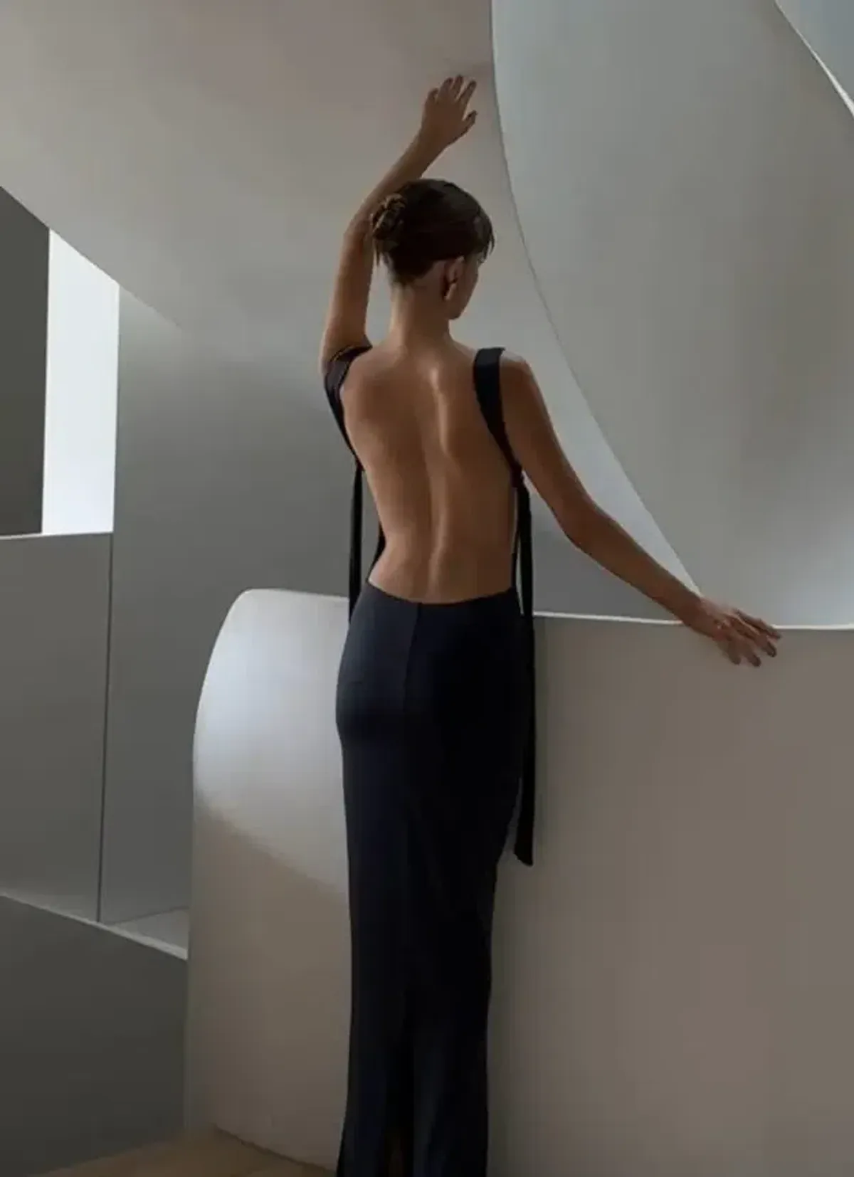 Effie Kats Helena Gown Black Size S / AU 8 - Image 6