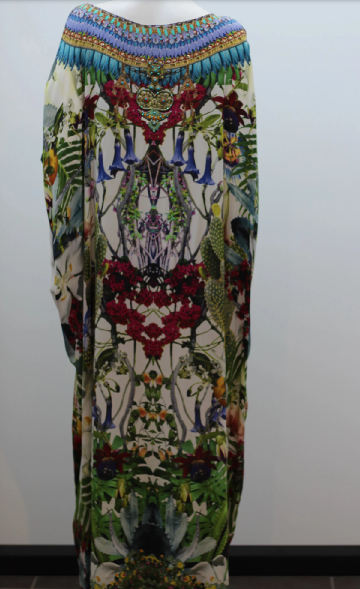 Camilla Exotic Hypnotic Round Neck Kaftan Size 10 - Image 2