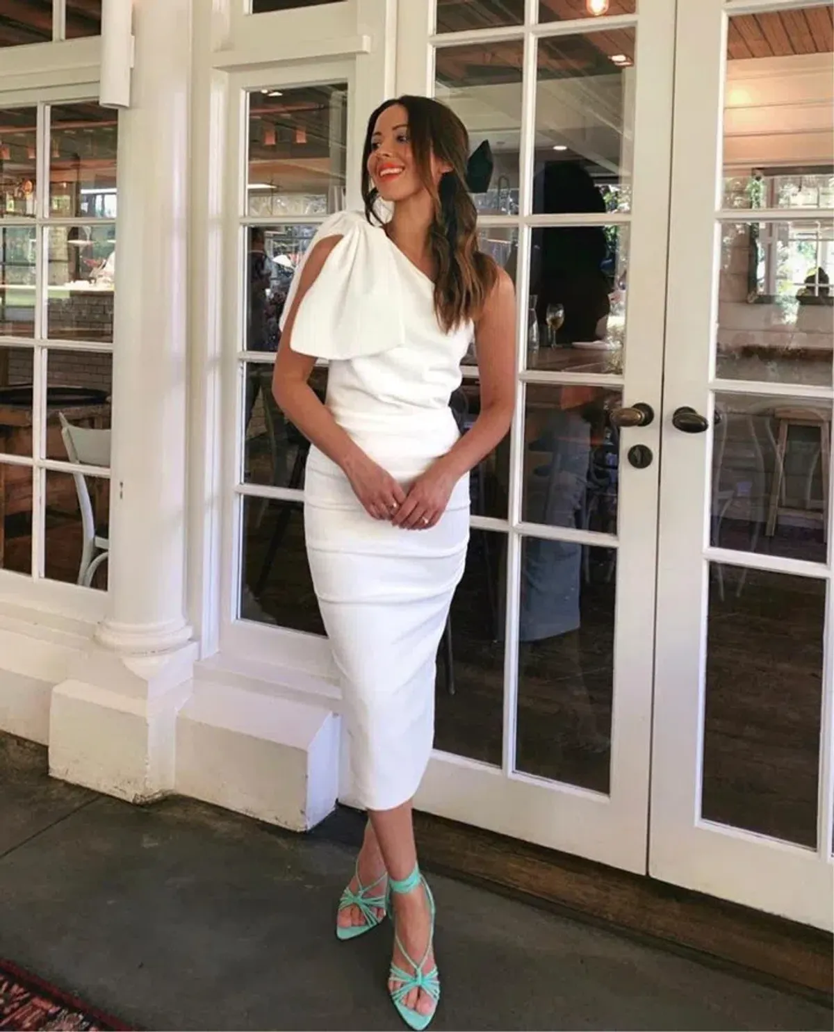 Sheike Verona Dress White  Size 14  - Image 4