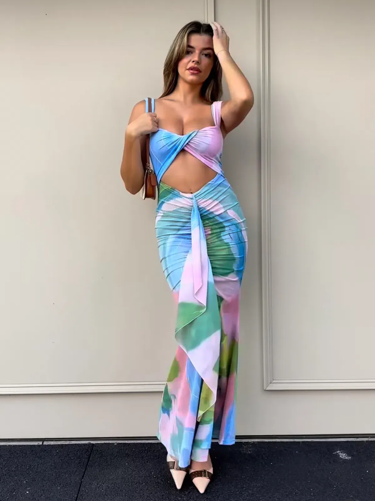 She Is Olla Imogen Midi Dress in Gaia Size 8  - Image 2