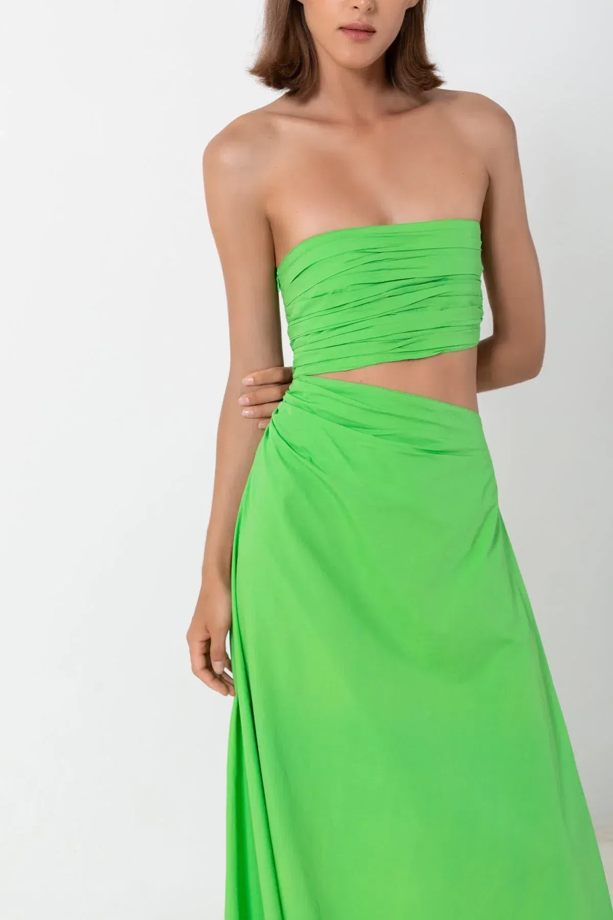 SWF Boutique Asymmetric Cut Out Maxi Dress Verde Size 12 - Image 3