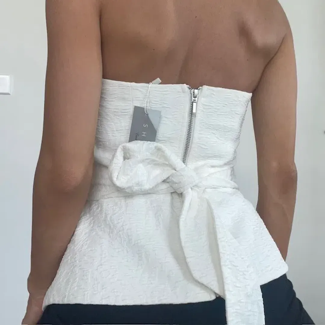 Sheike Sweet Nothing Bustier Ivory Size 8 for rent on The Volte - main image