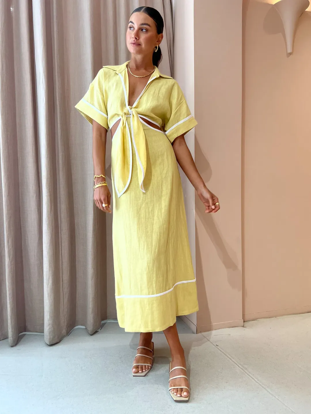 Roame Parque Dress in Butter Size 1 / AU 8 for rent on The Volte - main image