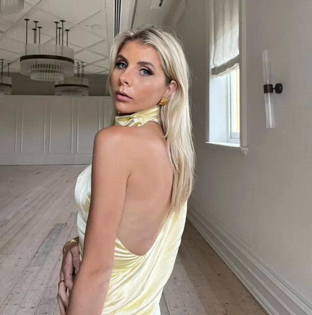 Misha Costantina Satin Gown in Soft Gold Yellow Size 8/S - Image 6