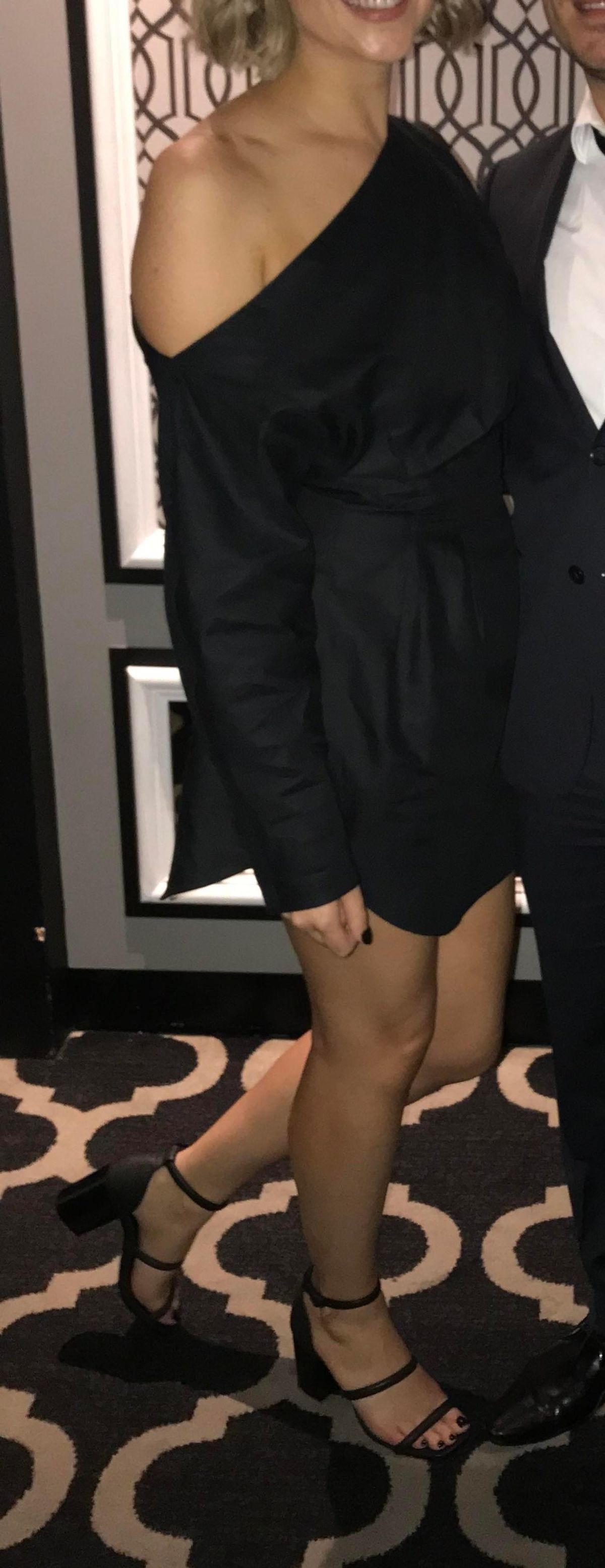 Camilla & Marc Steinem Off Shoulder Dress Black Size 10 - Image 4